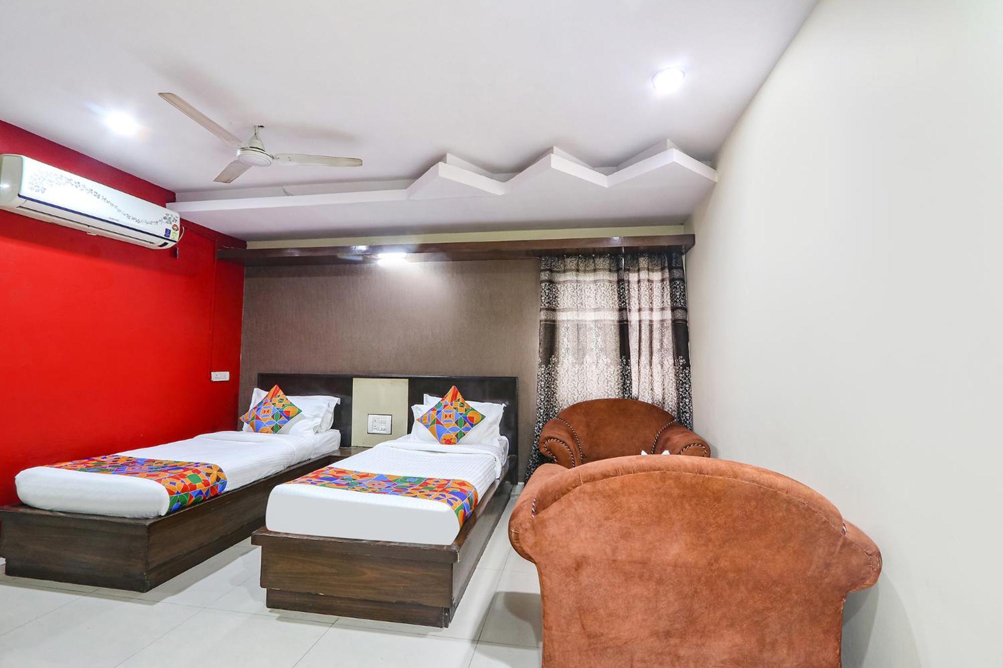Fabhotel Royal Residency II - Nr Lakdikapul Metro Station Hyderabad Exteriör bild